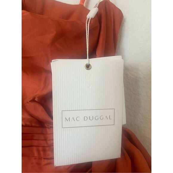 Mac Duggal ONE SLEEVE CUT OUT ASYMMETRICAL RUFFLED GOWN NEW - Picture 7 of 9